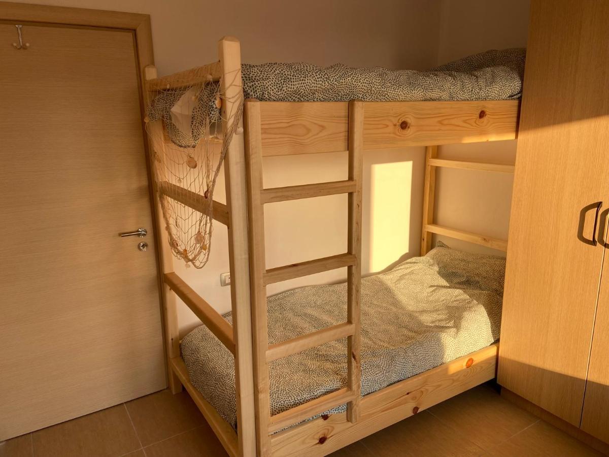 Nora Apartments Durres Bagian luar foto