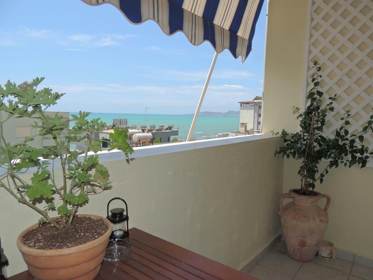 Nora Apartments Durres Bagian luar foto