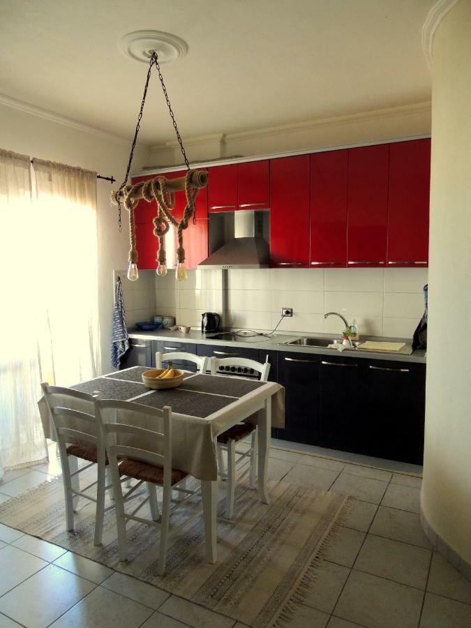 Nora Apartments Durres Bagian luar foto